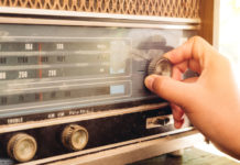 Radio UKW Bild: © jakkapan - Fotolia.com