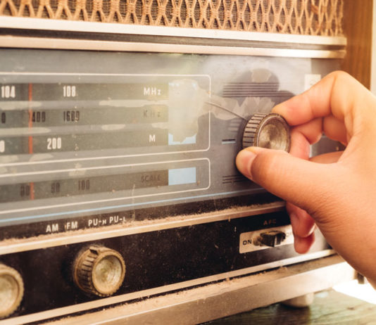 Radio UKW Bild: © jakkapan - Fotolia.com