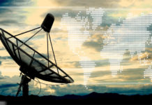 Satellit, Bild: © twobee - Fotolia.com