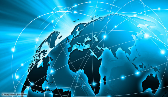 Internet; Bild: © Sergey Nivens - Fotolia.com