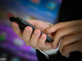 Handy Bild: © Gerhard Seybert - Fotolia.com