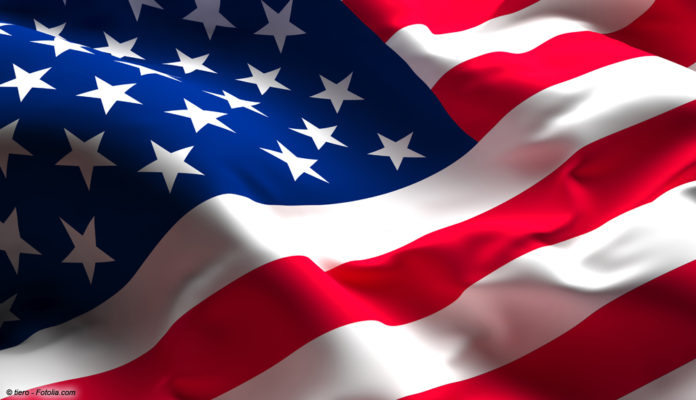 USA-Flagge USA Amerika american© tiero - Fotolia.com