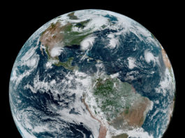 Planet Erde vom Weltraum aus betrachtet