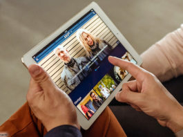 ARD Mediathek Tablet; © SWR/Dennis Weissmantel