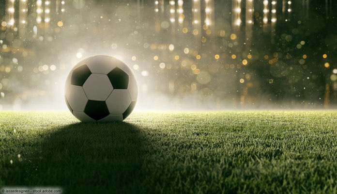 Fussball Fußball Stadion Rasen Seitenlinie