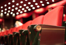 Kino, Sessel; © aerogondo - Fotolia.com