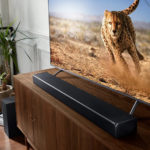 QLED Soundbar, Fernseher LCD Samsung; © Samsung
