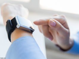 Smartwatch © Syda Productions - Fotolia.com