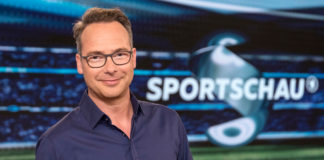 Sportschau Matthias Opdenhoevel; © WDR/Herby Sachs