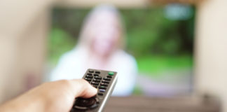 Fernbedienung, Fernsehen; © fotos4u - Fotolia.com