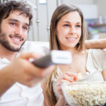 Paar, Fernsehen, Popcorn; © Minerva Studio - Fotolia.com