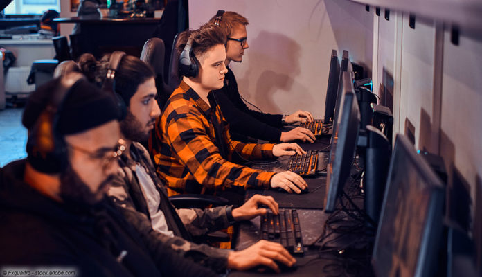 Gaming, E-Sport; © Fxquadro - stock.adobe.com