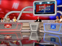 Eine Liga für sich, Buschis Sechserkette; © SKY Deutschland GmbH/Willi Weber
