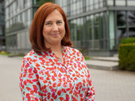 Dr-Astrid-Plenk; © Kika/Carlo Bansini