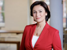 Sandra Maischberger; © WDR/Peter Rigaud