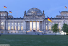 Reichstag Bundestag Politik Parteien Demokratie; © Deutscher Bundestag/Axel Hartmann