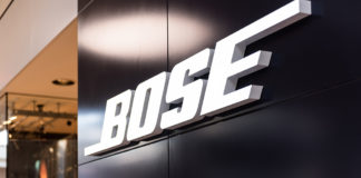 Bose Store; © ablokhin - stock.adobe.com
