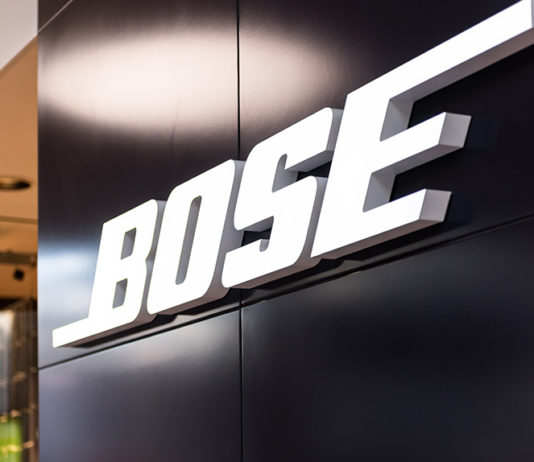 Bose Store; © ablokhin - stock.adobe.com