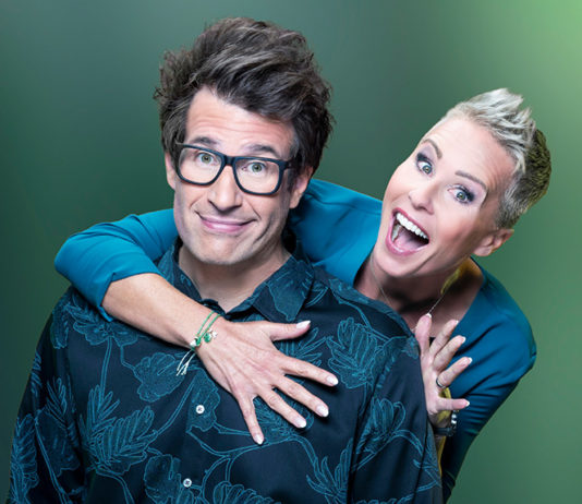 Daniel Hartwich, Sonja Zietlow, Dschungelcamp; © TVNOW / Stephan Pick