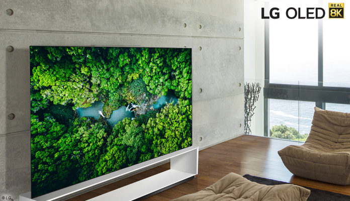 LG SIGNATURE OLED 8K TV; © LG