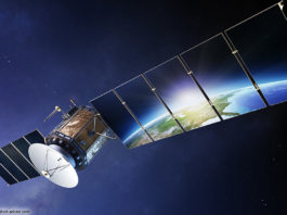 Satellit © JohanSwanepoel - stock.adobe.com