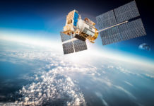 Satellit, Erde; © Andrey Armyagov - stock.adobe.com