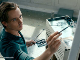 Tom Schilling malt