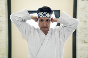 Daniel Larusso (Ralph Macchio) in "Cobra Kai" bei Netflix