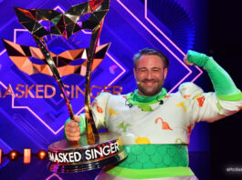 Sänger Sasha gewann bei "The Masked Singer"