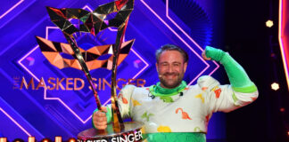 Sänger Sasha gewann bei "The Masked Singer"