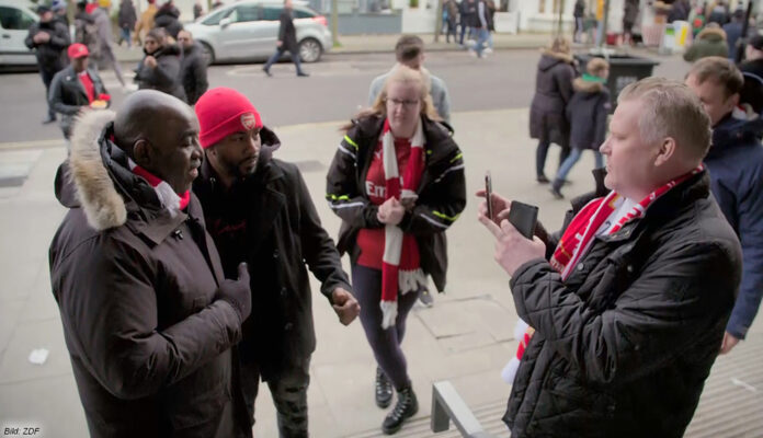 „Schwarze Adler“: Eine Doku über Rassismus im Fußball