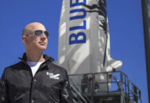 Jeff Bezos und seine Raumfahrt-Unternehmung "Blue Origin"