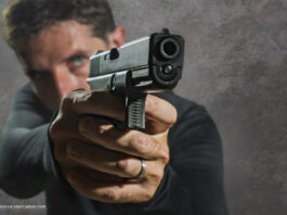 Pistole Gung Hollywood Action © TheVisualsYouNeed via stock.adobe.com