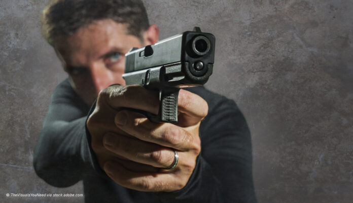 Pistole Gung Hollywood Action © TheVisualsYouNeed via stock.adobe.com