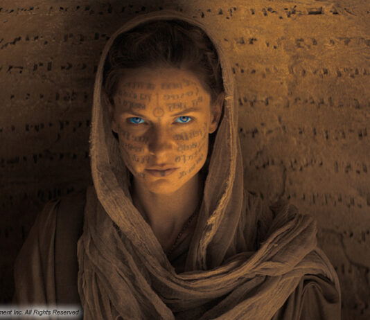 Lady Jessica (Rebecca Ferguson) in "Dune" © 2021 Warner Bros. Entertainment Inc.