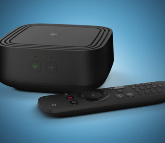 MagentaTV-Box-Play_Front-mit-Fernbedienung