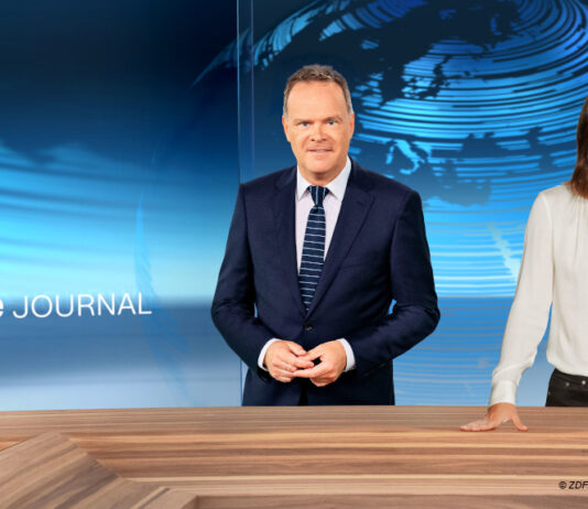 Christian Sievers und Hanna Zimmermann "heute-journal" © ZDF/K. Weddig/J. Kay/D.Staudt