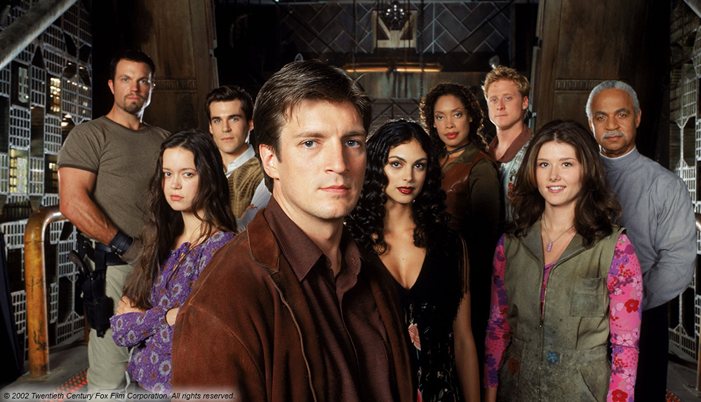 Firefly: der Aufbruch der Serenity, Gina Torres als "Zoe Washburne", Nathan Fillion als "Malcolm Reynolds", Alan Tudyk als "Hoban Washburn", Sean Maher als "Simon Tam", Moreno Baccarin als "Inara Serra", Ron Glass als "Shepherd Book", Jewel Staite als "Kaylee Frye", Adam Baldwin als "Jayne Cobb", Summer Glau als "River Tam"