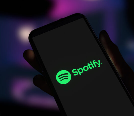 Smartphone, Spotify
