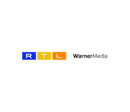 Logos von RTL und Warner Media
