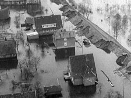 Bild von den Deichschäden der Sturmflut 1962