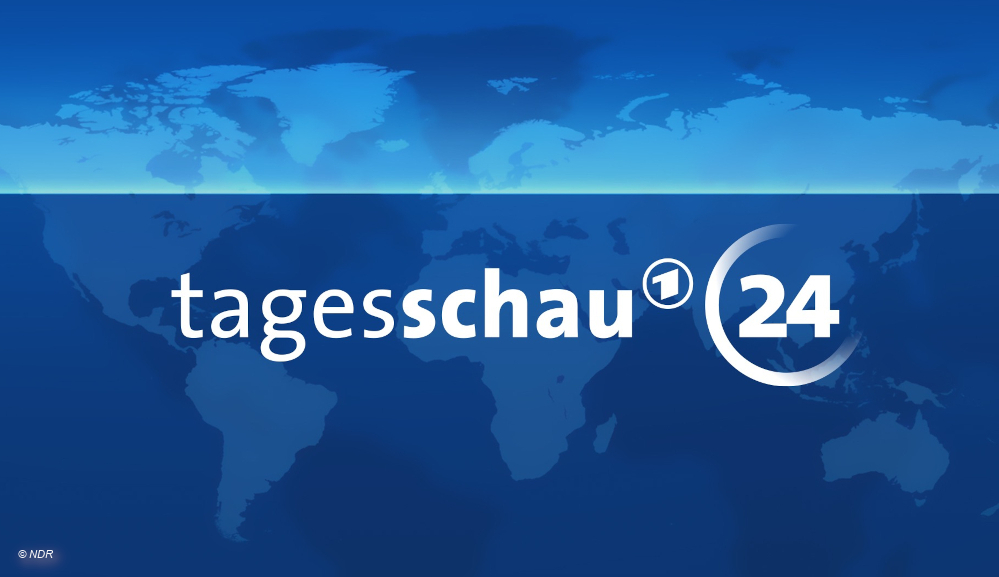 Logo Tagesschau24 blau mit Weltkarten-Hintergrund