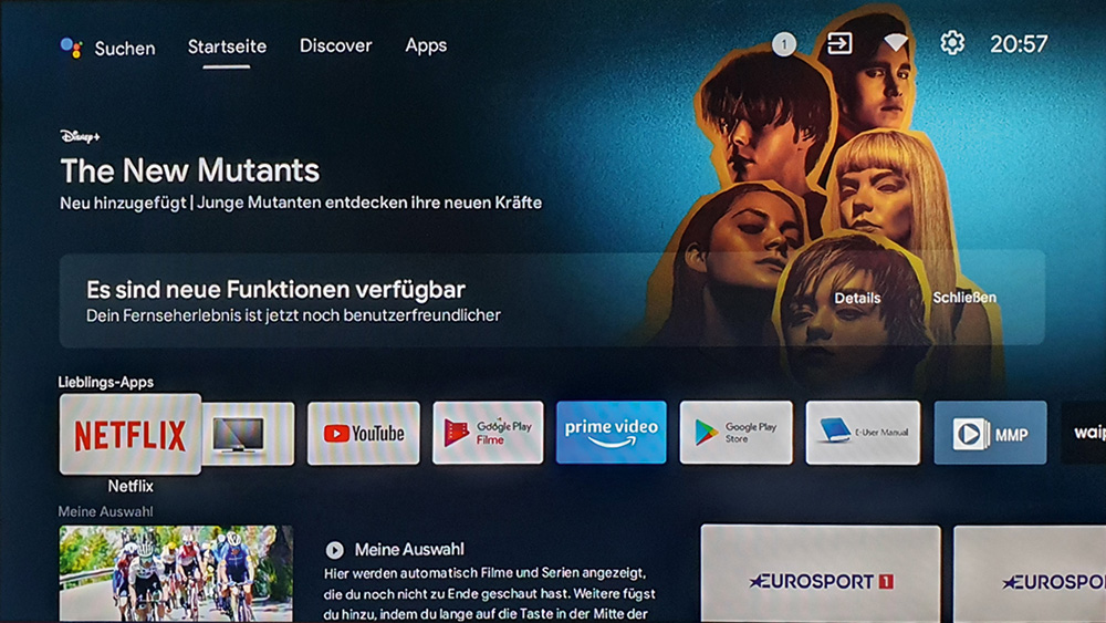 Die Übersichtsseite von Android TV 9.0 wirkt aufgeräumt, die wichtigsten Apps können im Balken „Beliebte Apps“ hinterlegt werden