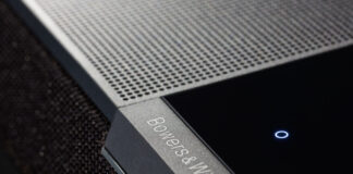 Die Bowers & Wilkins Soundbar Panorama 3 in Nahansicht