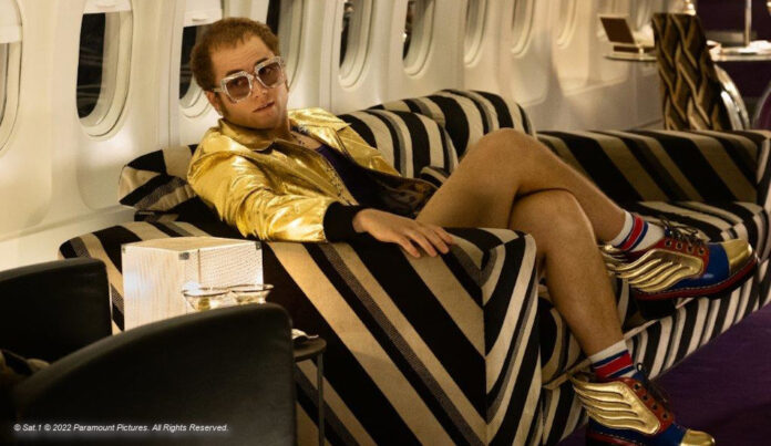 Taron Egerton als Elton John in 