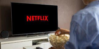 netflix streaming popcorn