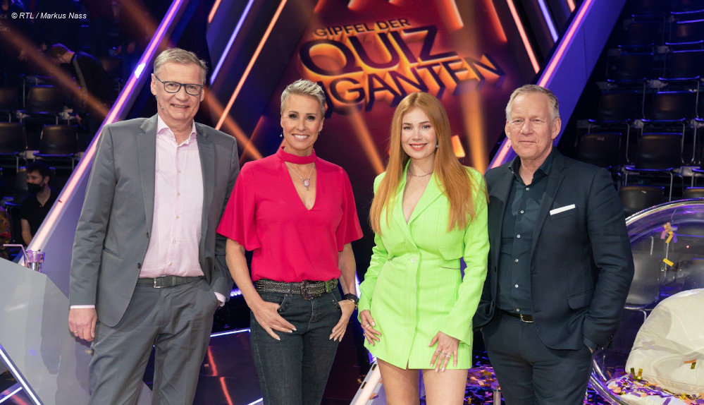 #Palina Rojinski moderiert heute wieder RTL-„Gipfel der Quizgiganten“
