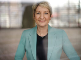 Anne Gellinek
