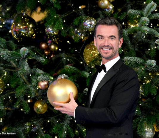 Florian Silbereisen am Weihnachtsbaum
