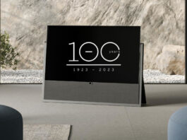 Fernseher mit 100 Jahre Loewe Logo